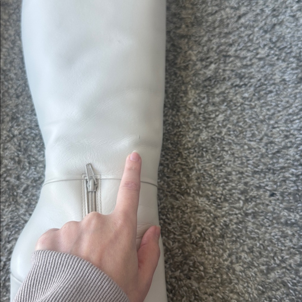 Steve Madden Boots - Picture 8 of 10